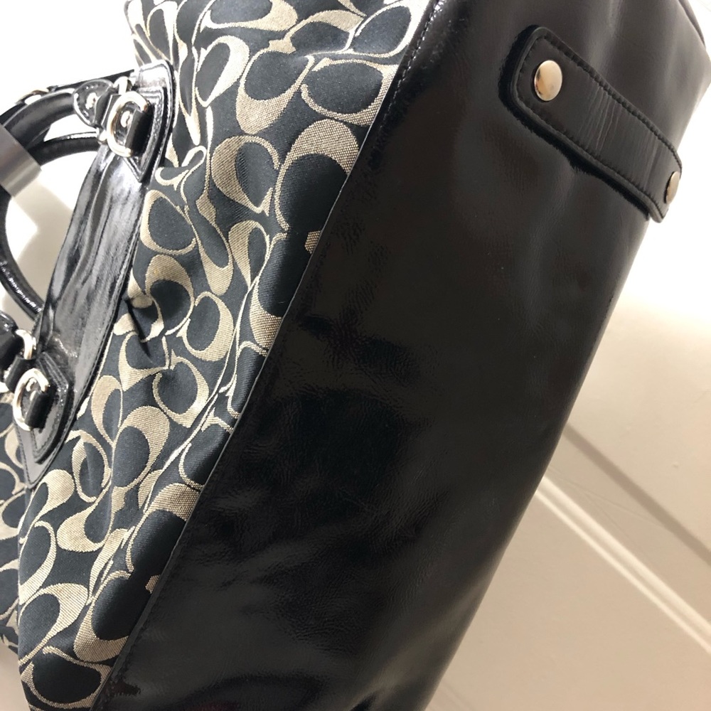 Coach Purse - Picture 4 of 5